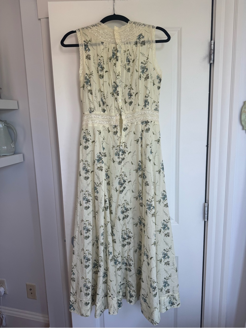 Doen Liliana Floral Lace Dress - Picture 5 of 10